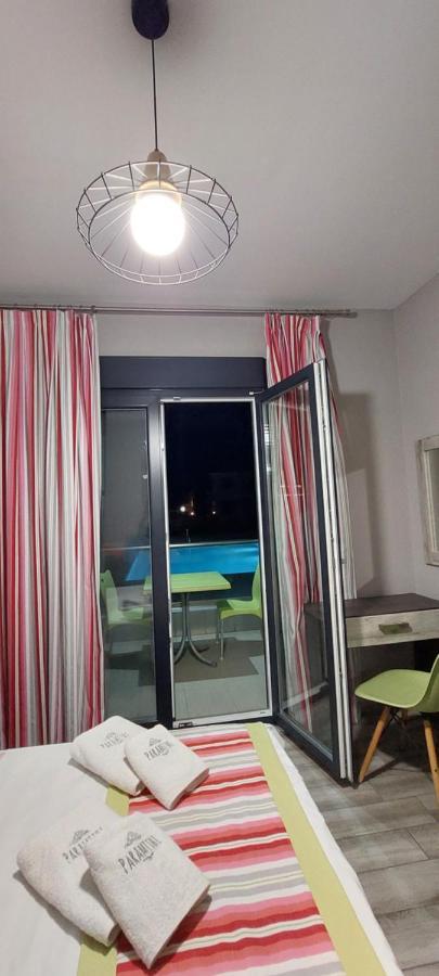 Paramithi Luxury Apartments Nikiti  Exterior foto