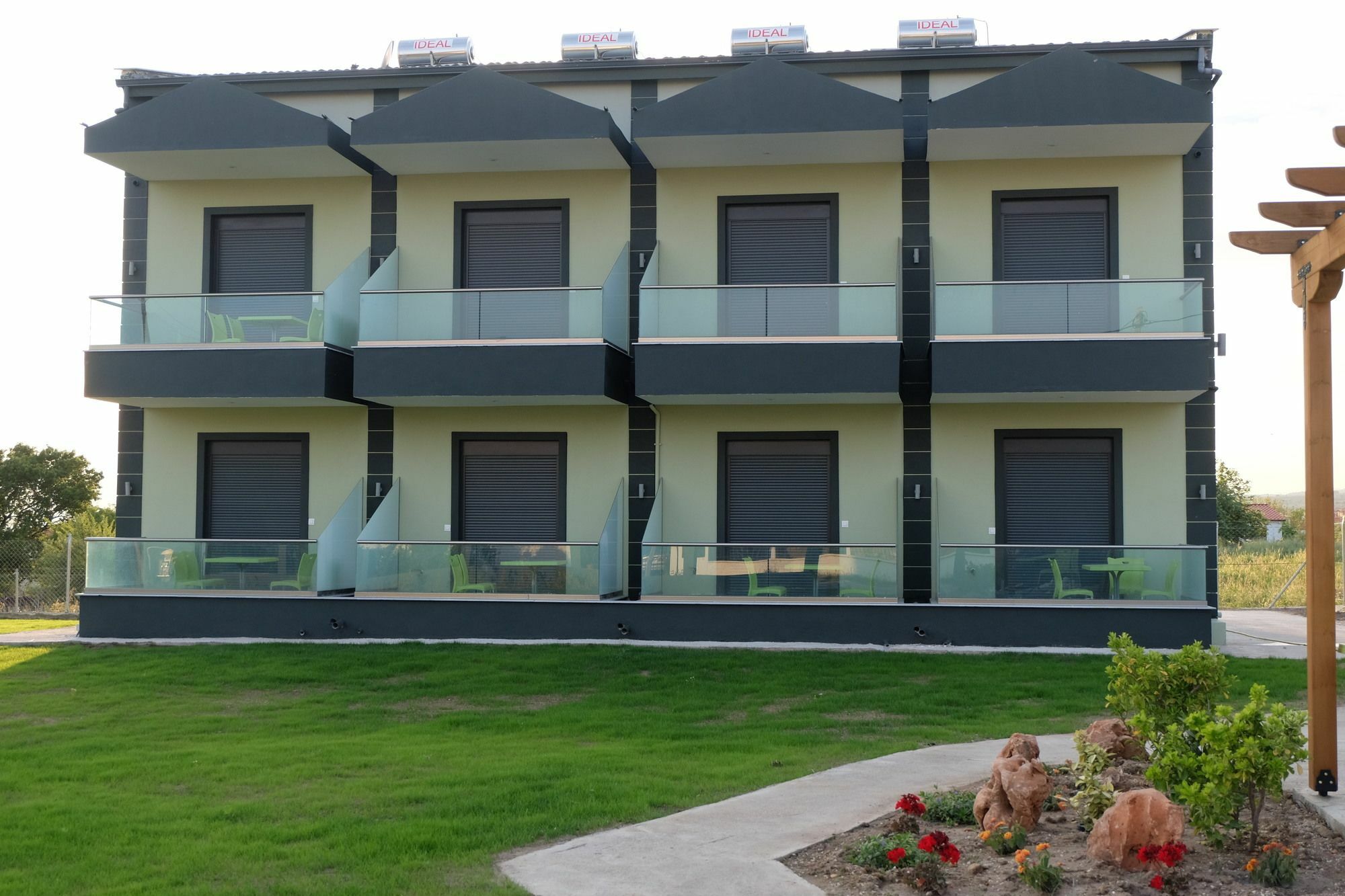 Paramithi Luxury Apartments Nikiti  Exterior foto